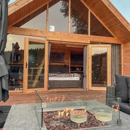 Lakehouse Amalka * Oharice